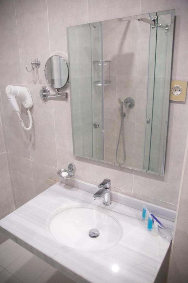Piano Hotel Баку Екстер'єр фото