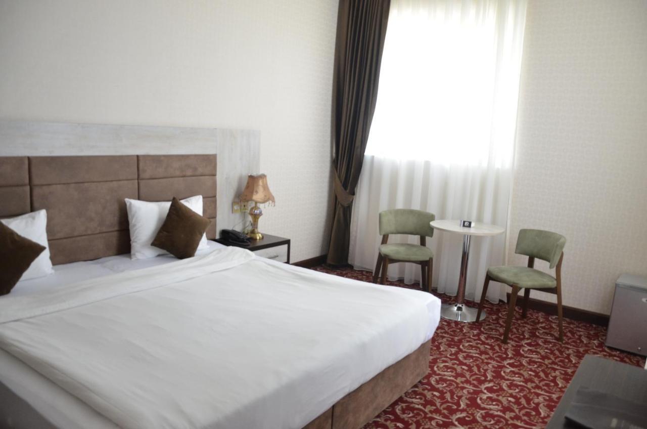 Piano Hotel Баку Екстер'єр фото