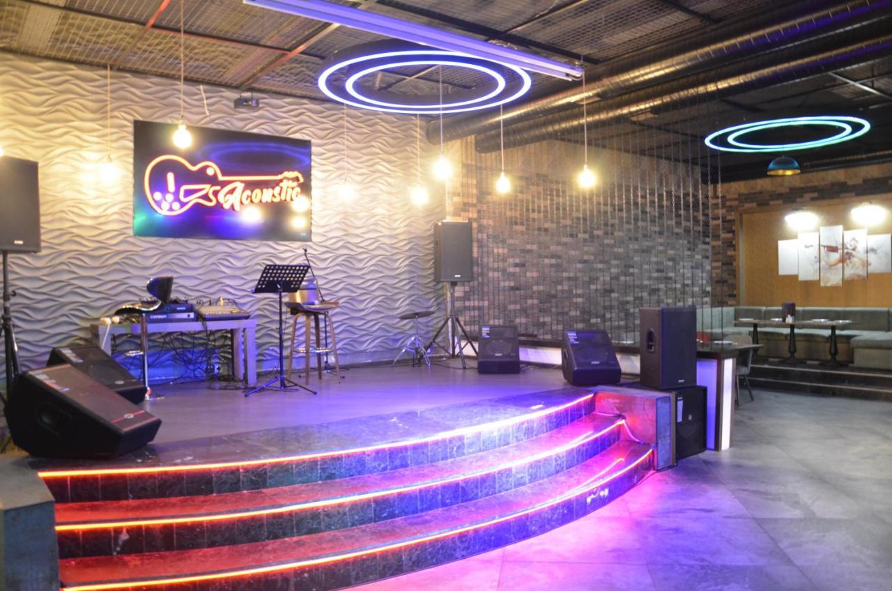 Piano Hotel Баку Екстер'єр фото