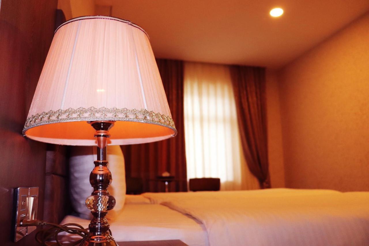 Piano Hotel Баку Екстер'єр фото